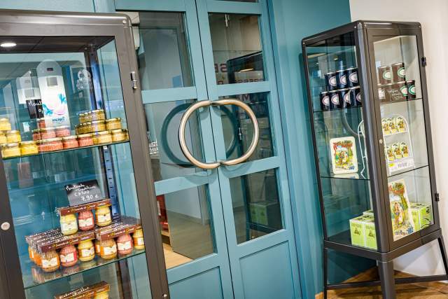 Petit Déjeuner Vini Hôtel à Beaune proche Autoroute A6, A31 et A36 